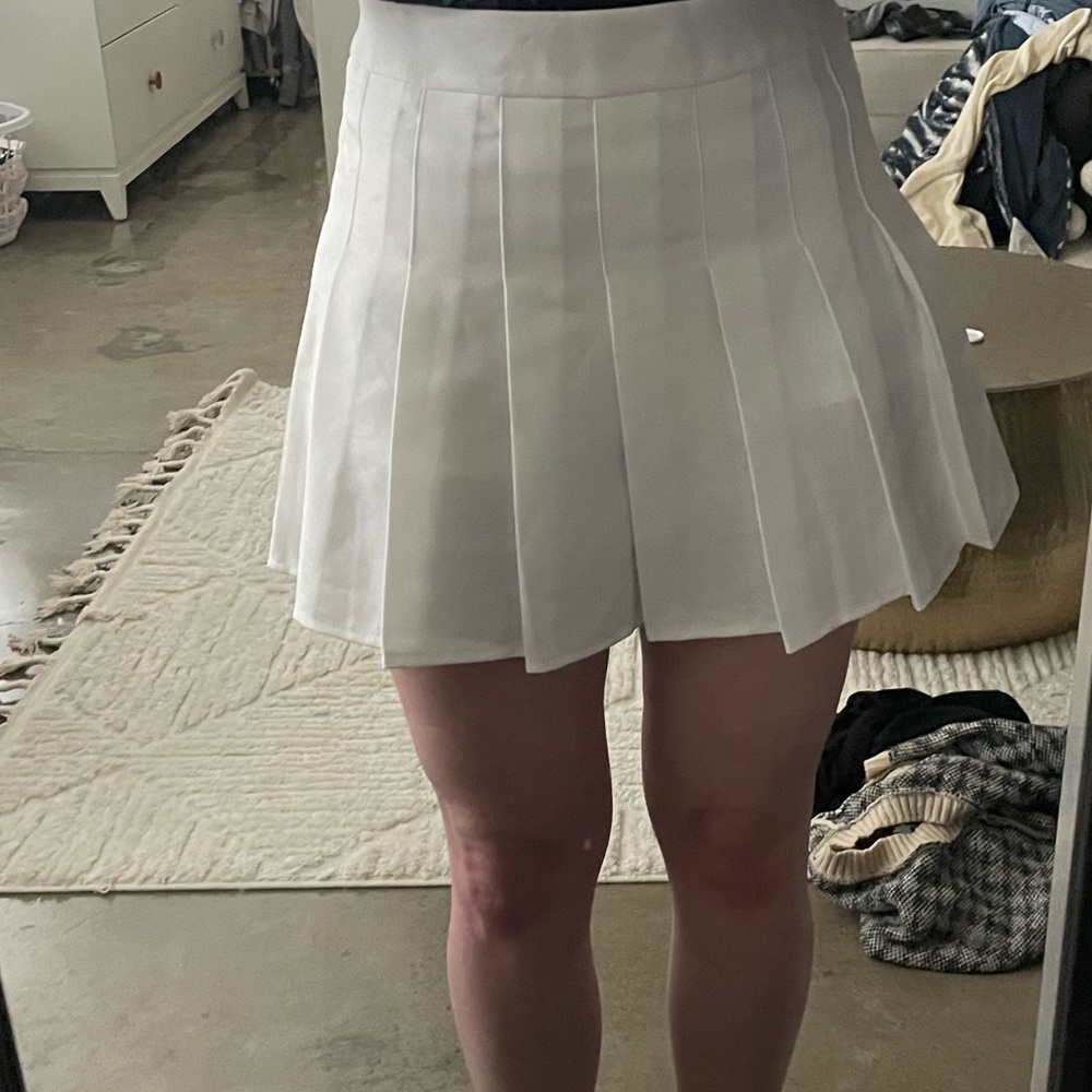 High Waisted Pleated Skirt
